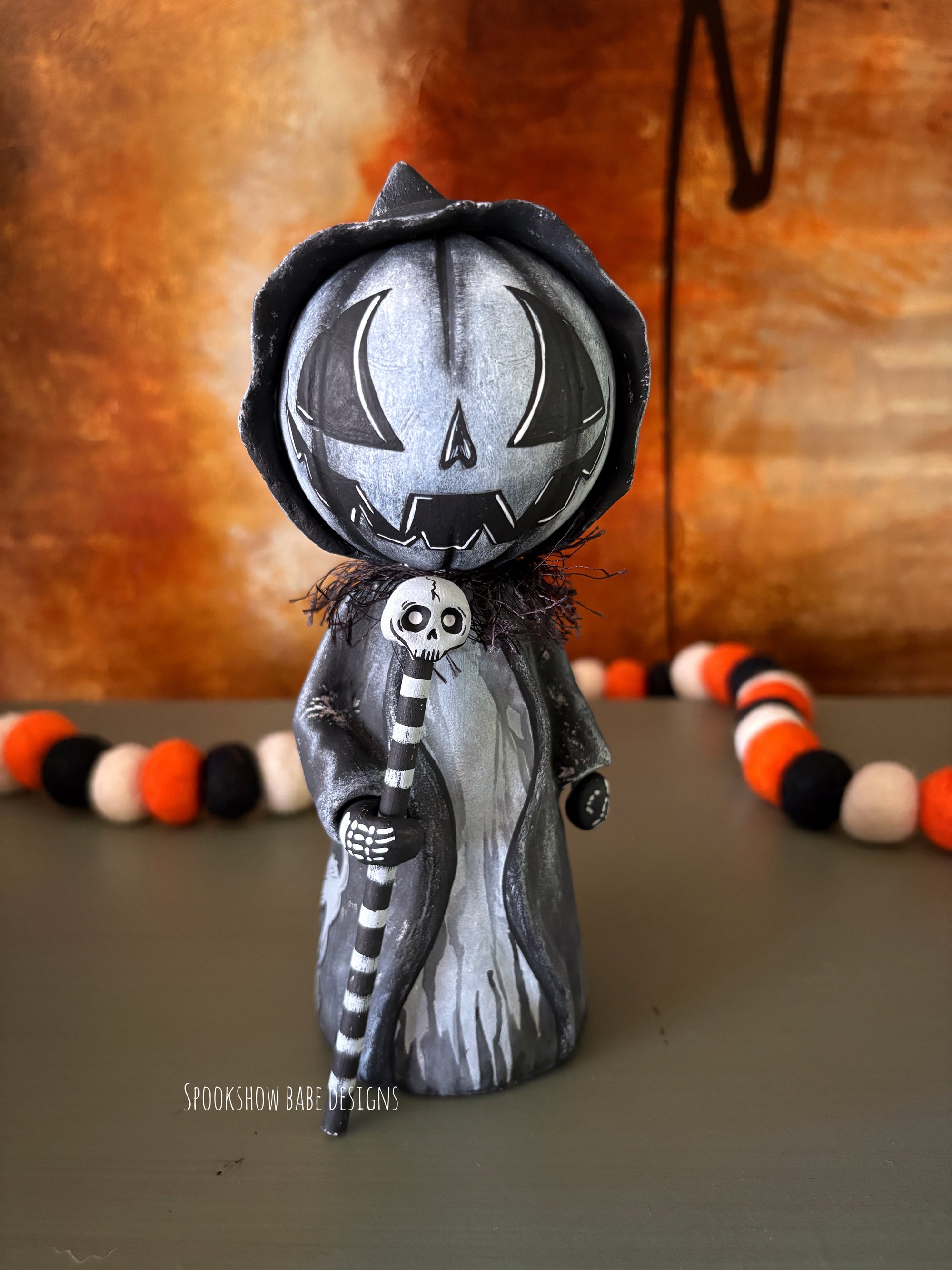 Jack o Lantern Cemetery Dweller