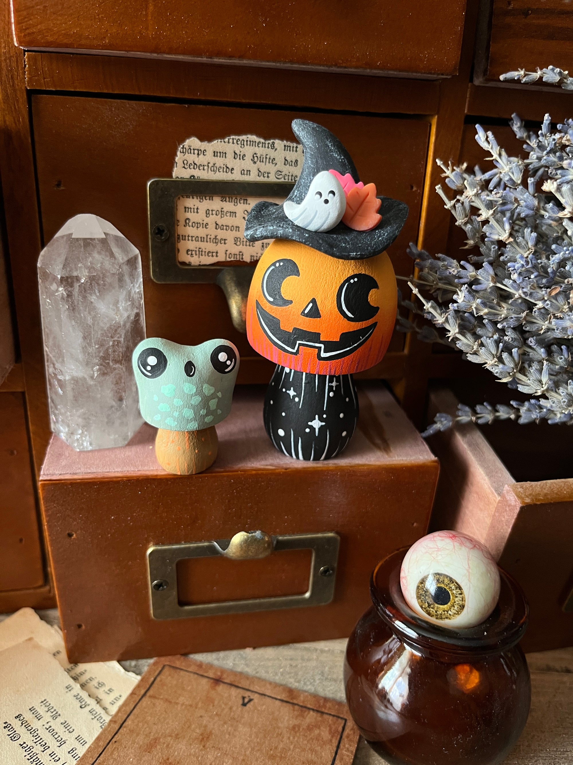 Witchy Halloween Shroomie & Familiar