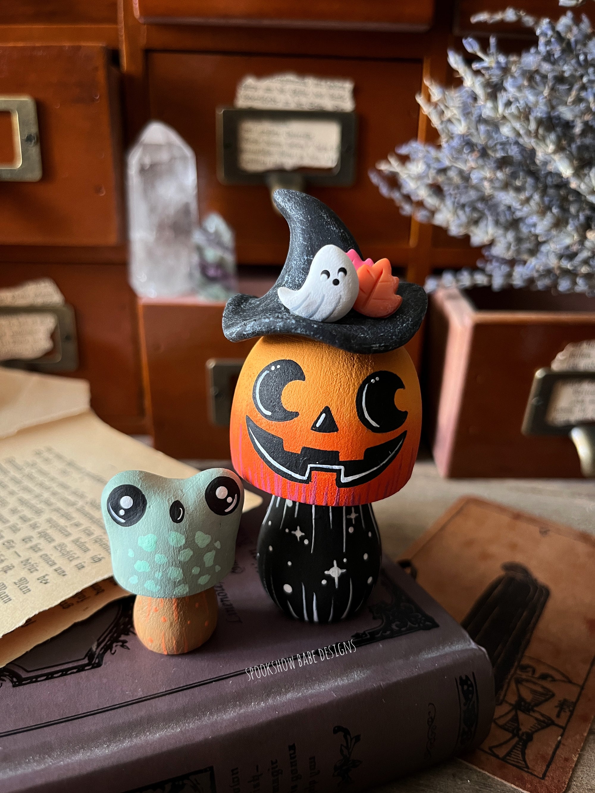 Witchy Halloween Shroomie & Familiar