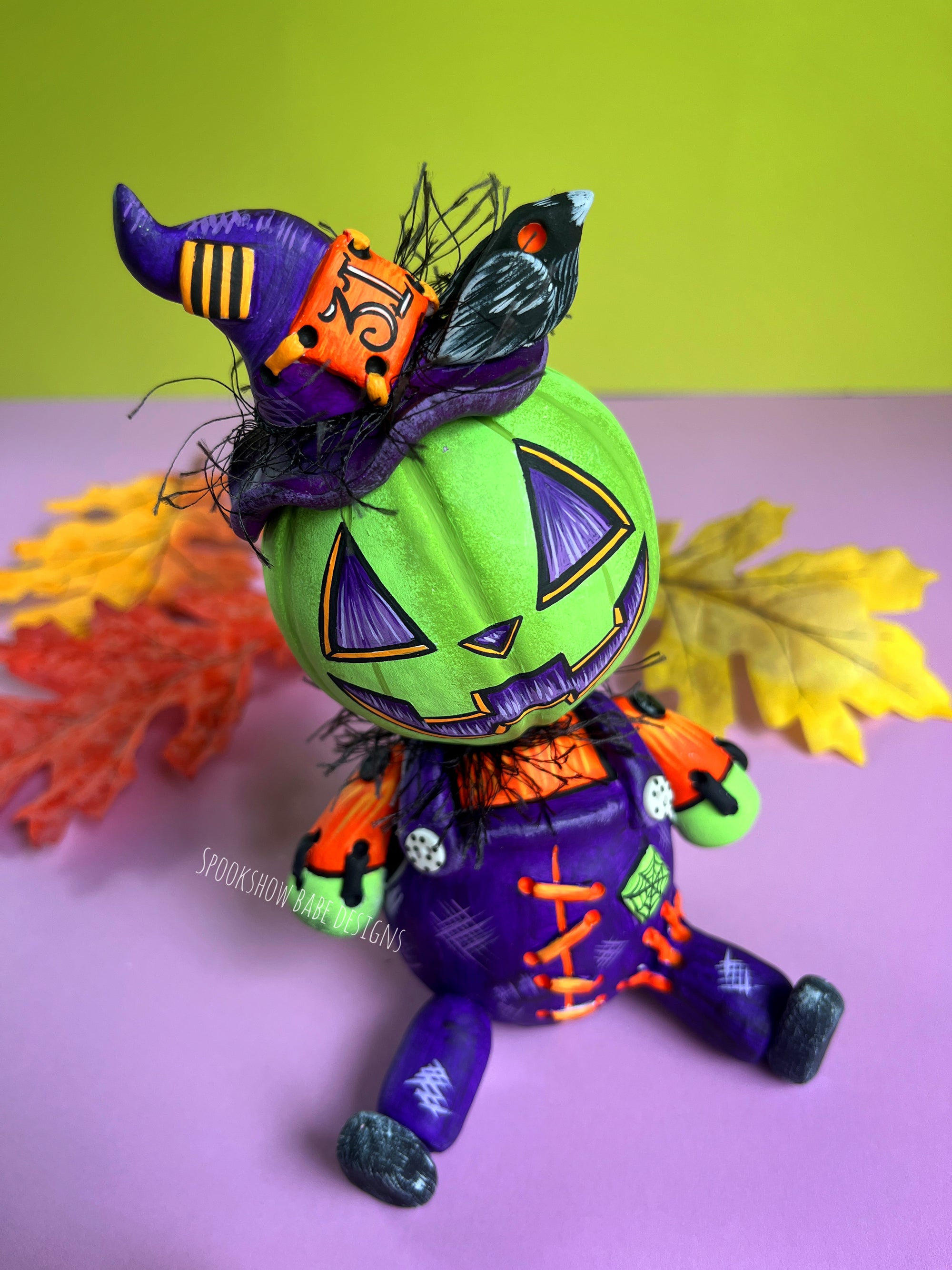 Green Jack o Lantern Scarecrow