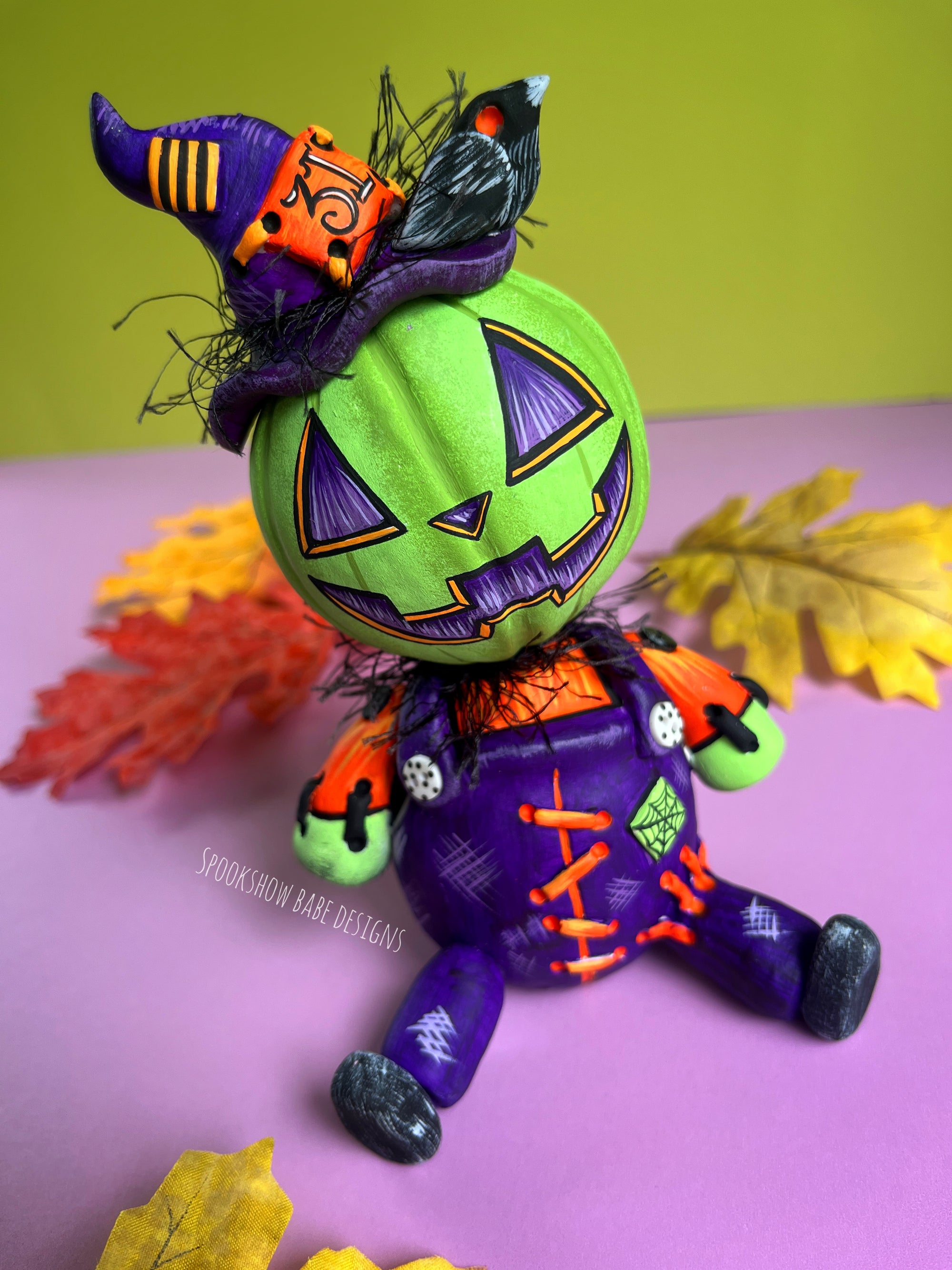 Green Jack o Lantern Scarecrow