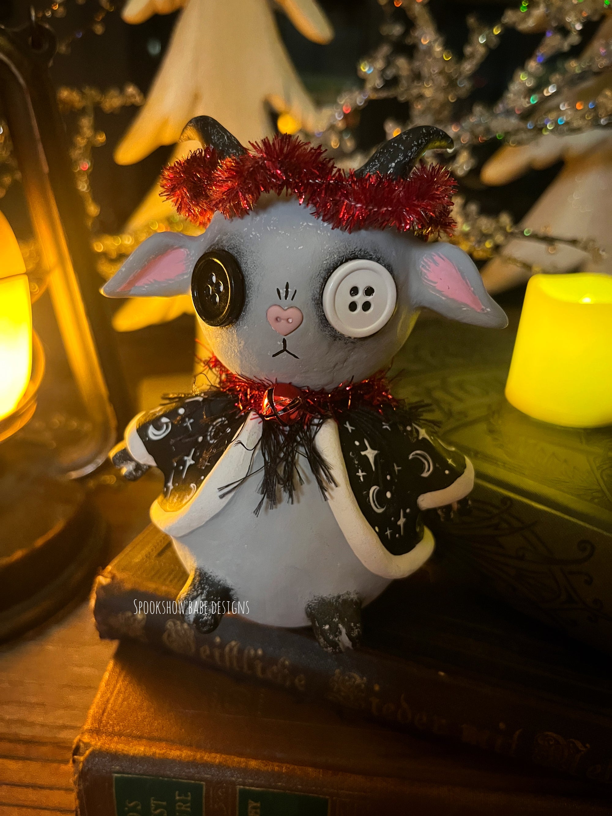 Joulupukki- Gray Yule Goat