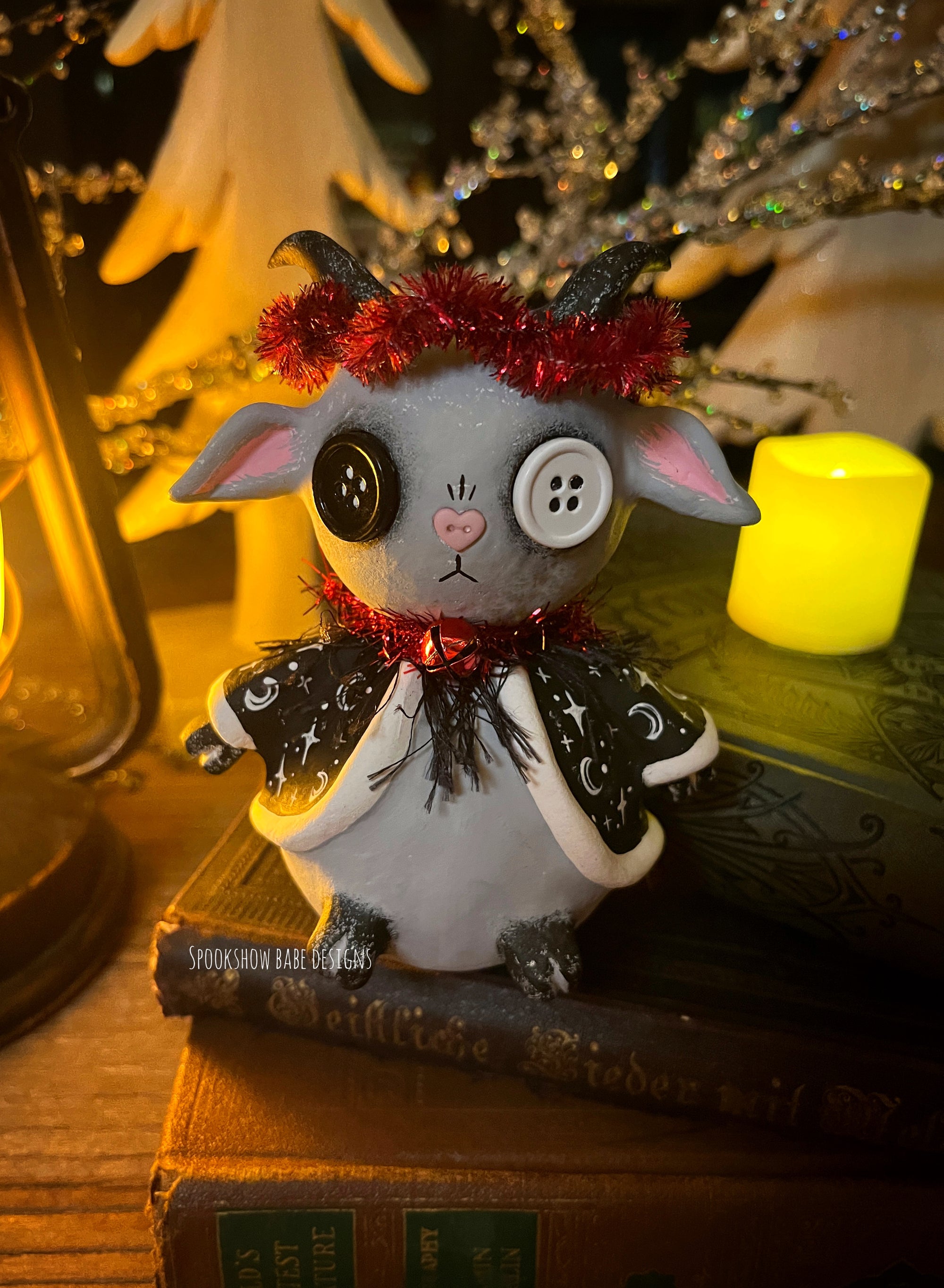 Joulupukki- Gray Yule Goat